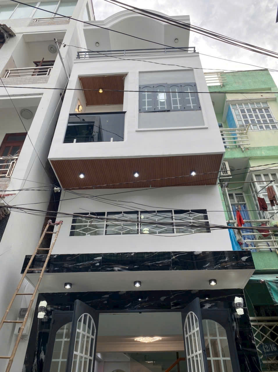 HIẾM nhà hẻm xe tải Chu Văn An Bình Thạnh diện tích 60m², 3 lầu giá 5,2 tỷ có dòng tiền thuê sẵn ngay