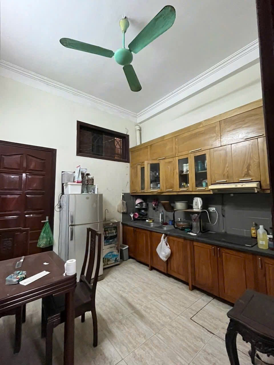Cho thuê ngõ 231 Chùa Bộc, đống Đa
DT  50 m2 Nhà 4 tầng-16tr/1tháng