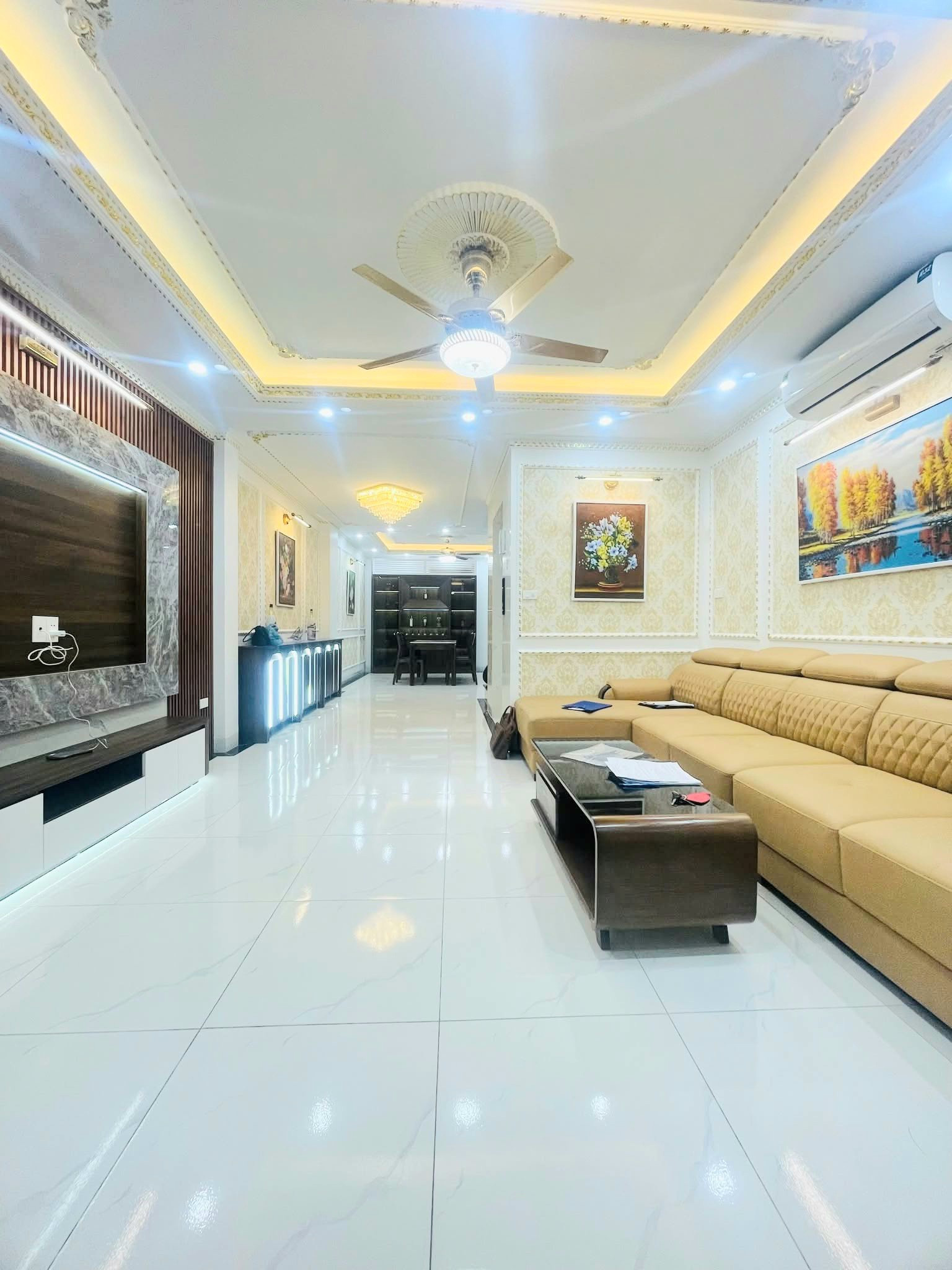 Nhà Đẹp Chùa Bộc 41M / 3 Ngủ / Full Nội Thất/ Ngõ Xe Ba Gác Tránh / Gần Phố