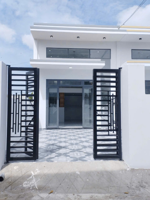 Nhà đẹp gần ngã 3 Bình Ý, giáp Bửu Long, sổ riêng thổ cư, chỉ 1 tỷ 750