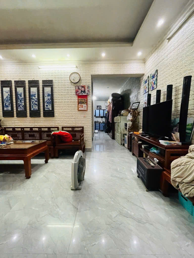 BÁN NHÀ ĐƯỜNG LÁNG, ĐỐNG ĐA NGÕ THÔNG, 80M 4 TẦNG CHỈ 14.6 TỶ
