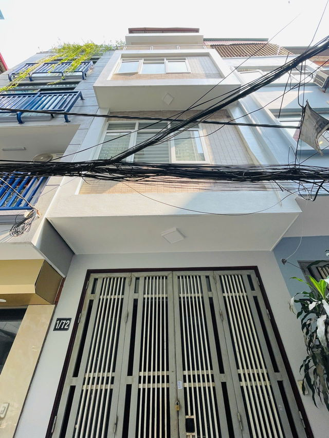 PHÂN LÔ Ô TÔ ĐỖ - HAI THOÁNG Đường Láng 37/42 m2,X 5 tầng,mặt tiền 3.6m, 12.2 tỷ Đống Đa.