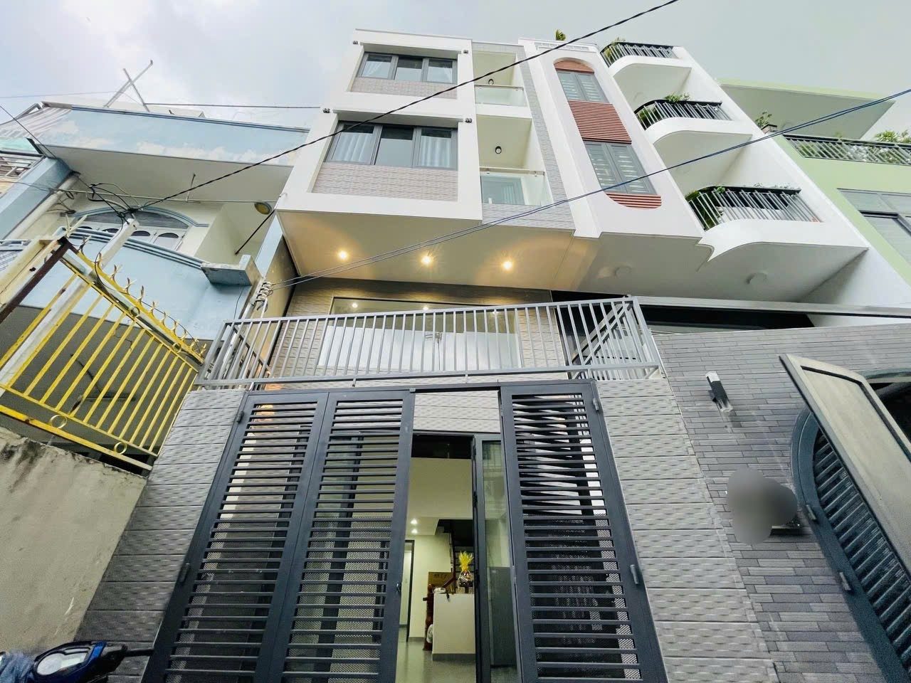 Siêu phẩm 2 tỷ 450 nhà đẹp 45m² đường Cô Bắc, P1, Phú Nhuận. Xây 4 tầng, hẻm 5m