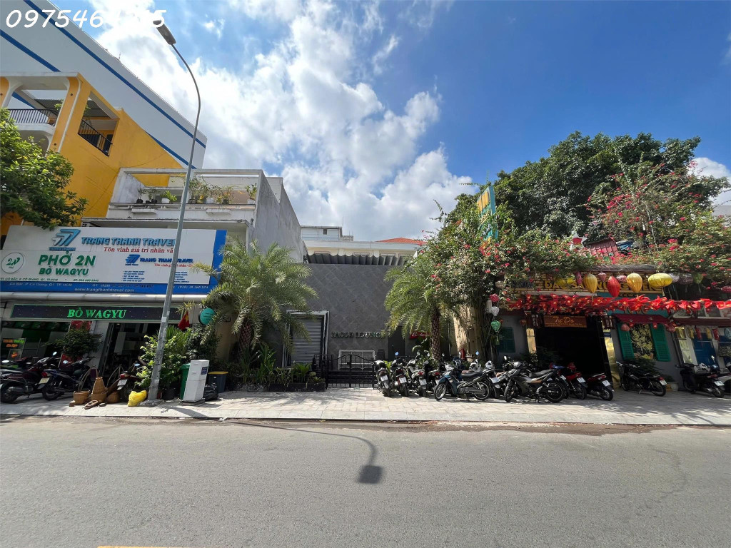 Bán nhà mặt tiền lớn  Cô Bắc, Phường Cô Giang, Quận 1 – Diện tích 220m², giá tốt trung tâm