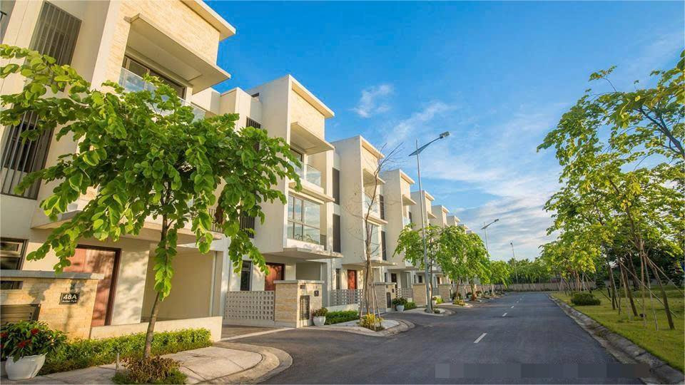 BÁN BIỆT THỰ HÀ NỘI GARDEN CITY – THẠCH BÀN, LONG BIÊN DT 144m, MT : 8m