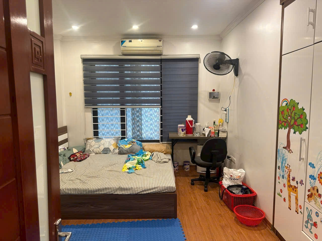 Nhà Thạch Bàn Cổ Linh 5 Tầng Ngõ Nông Thoáng – 4,4x tỷ