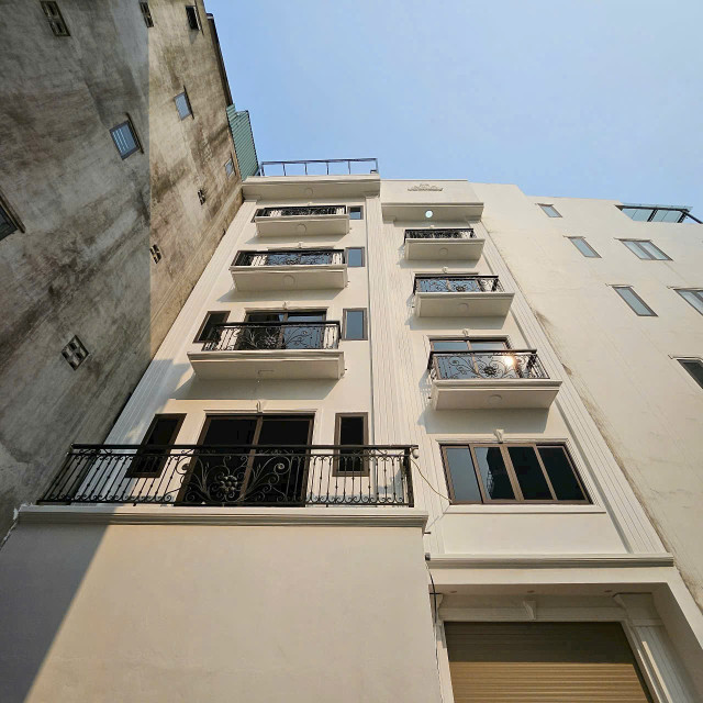 Nhà Cổ Linh – Ngọc Trì 68m2 Thang Máy, Ô Tô đỗ Cổng – 7.x tỷ