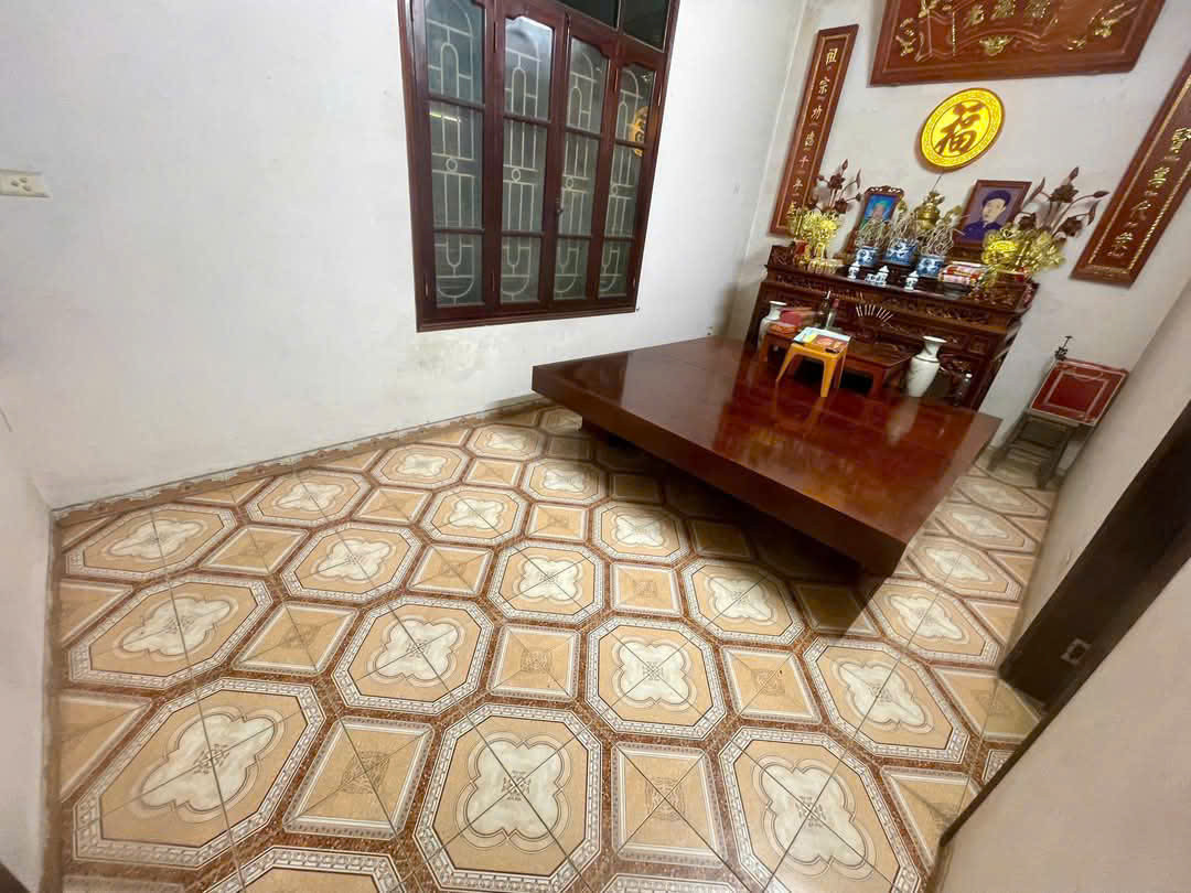 BẮN NHÀ 4 TẦNG, XUÂN ĐỈNH,  BẮC TỪ LIÊM .DT 65M x 4 TẦNG, GIÁ 18 TỈ