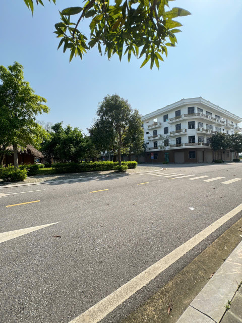 SHOPHOUSE XUÂN HƯNG. GẤP! CÒN VÀI CĂN – BỎ LỠ LÀ MẤT! . LH: 0966 343 969