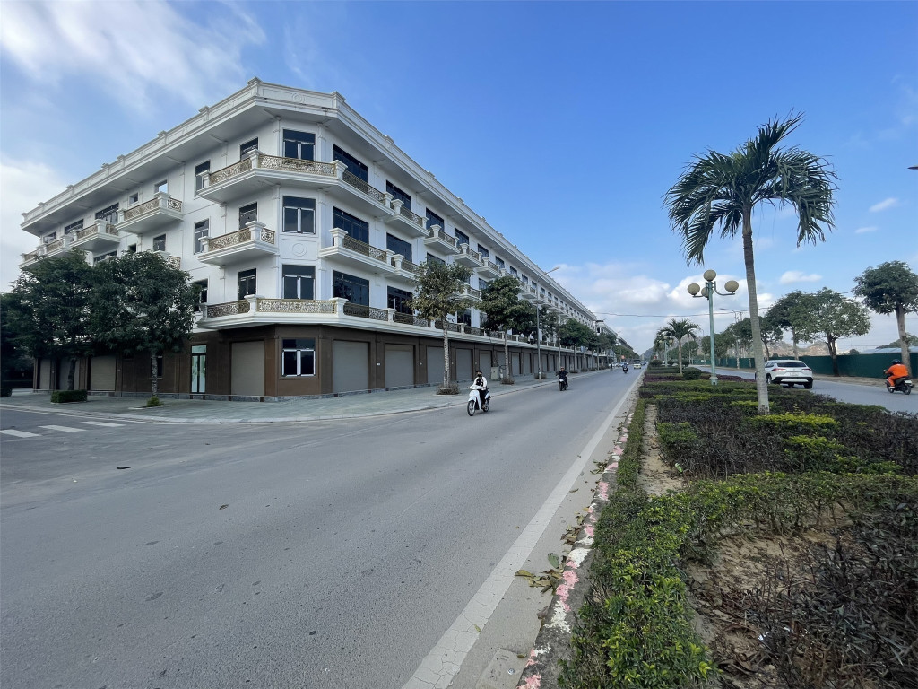GIÁ F0 CỰC SỐC. SHOPHOUSE KĐT XUÂN HƯNG – CHÁY HÀNG MỖI NGÀY. LH: 0966343969