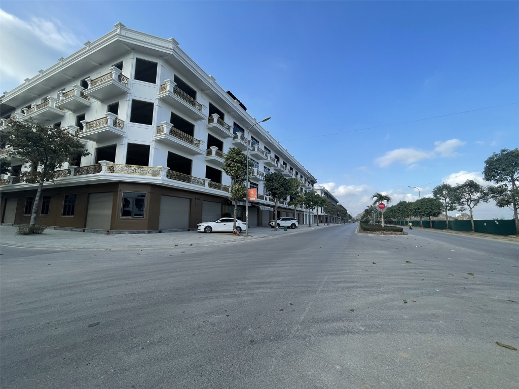 CĂN GÓC  4 TẦNG. VIEW CÔNG VIÊN. SẴN SỔ. NHẬN NHÀ NGAY. LH: 0966 343 969