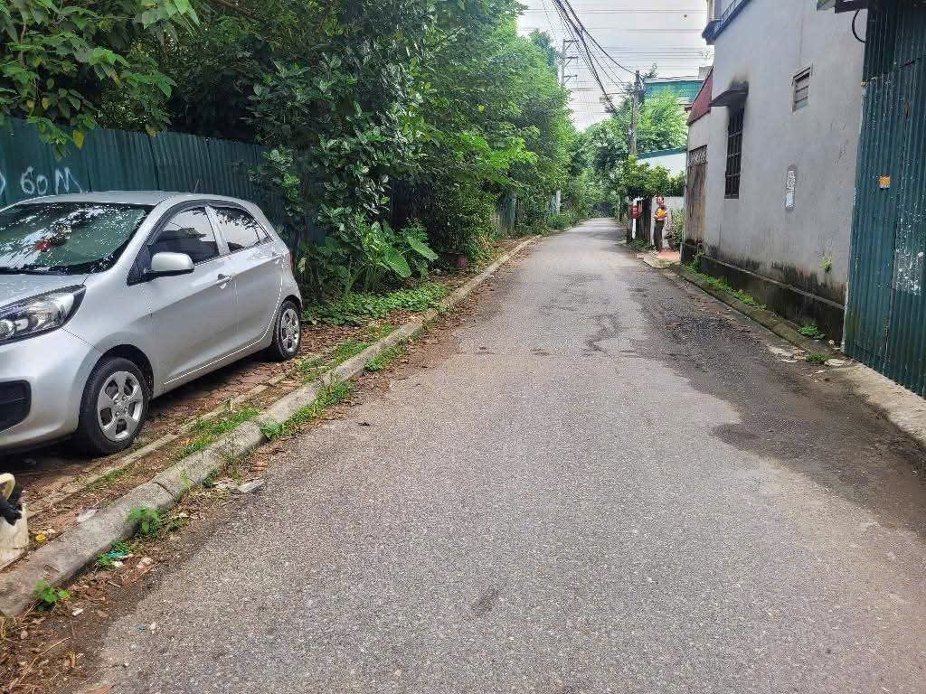 BÁN ĐẤT VÀNG GIANG BIÊN -LONG BIÊN 78 M GIÁ NHỈNH 5 TỶ 
OTO ĐỖ -