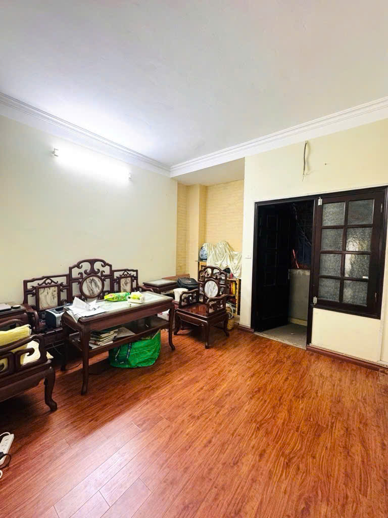 Bán nhà Cự Lộc, Thanh Xuân - 53m² MT 4.2m - Ngõ đẹp, gần Royal City - Giá chỉ 8.8 tỷ!