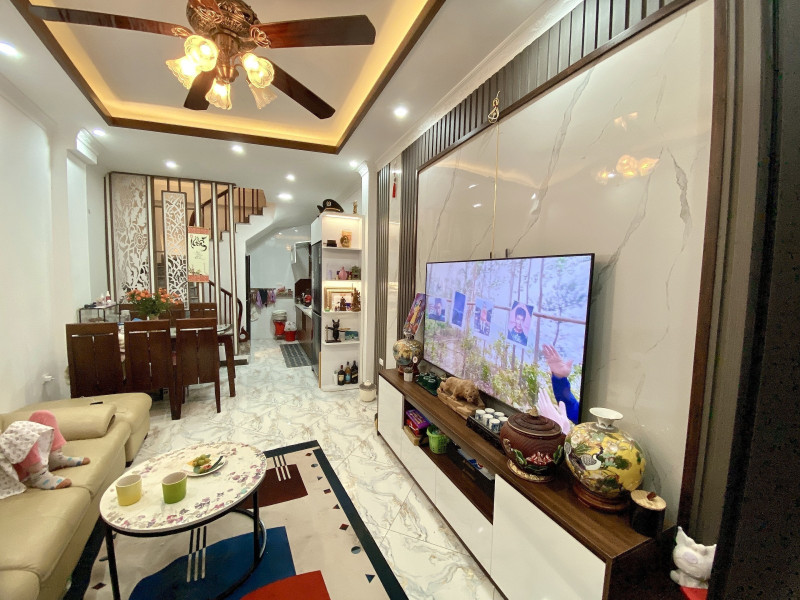 BÁN NHÀ PHỐ CỰ LỘC, THANH XUÂN, NHÀ ĐẸP FULL NỘI THẤT, GẦN PHỐ