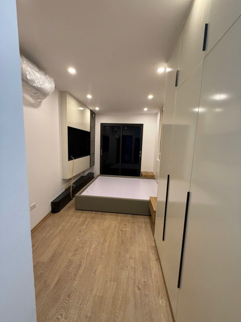 Bán nhà mặt phố Cự Lộc (Thanh Xuân) 31m, 6 tầng, mt 3.3m, giá 11.5 tỷ
