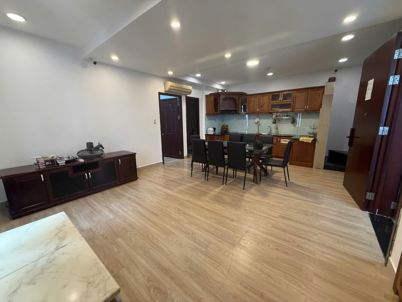 CĂN HỘ VIP - MÌNH MUỐN CHO THUÊ CĂN HỘ DUPLEX 2 TẦNG LỮ GIA PLAZA - QUẬN 11