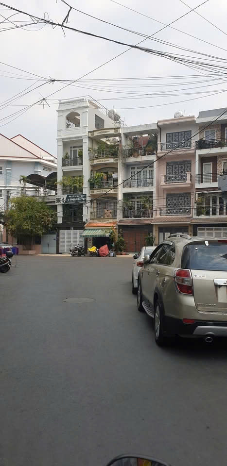 Bán nhà Mặt tiền cư Xá Nguyễn Đình Chiểu -  Nguyễn Kiệm, 6x12m, 3 Tầng cũ, 12.9 tỷ.
