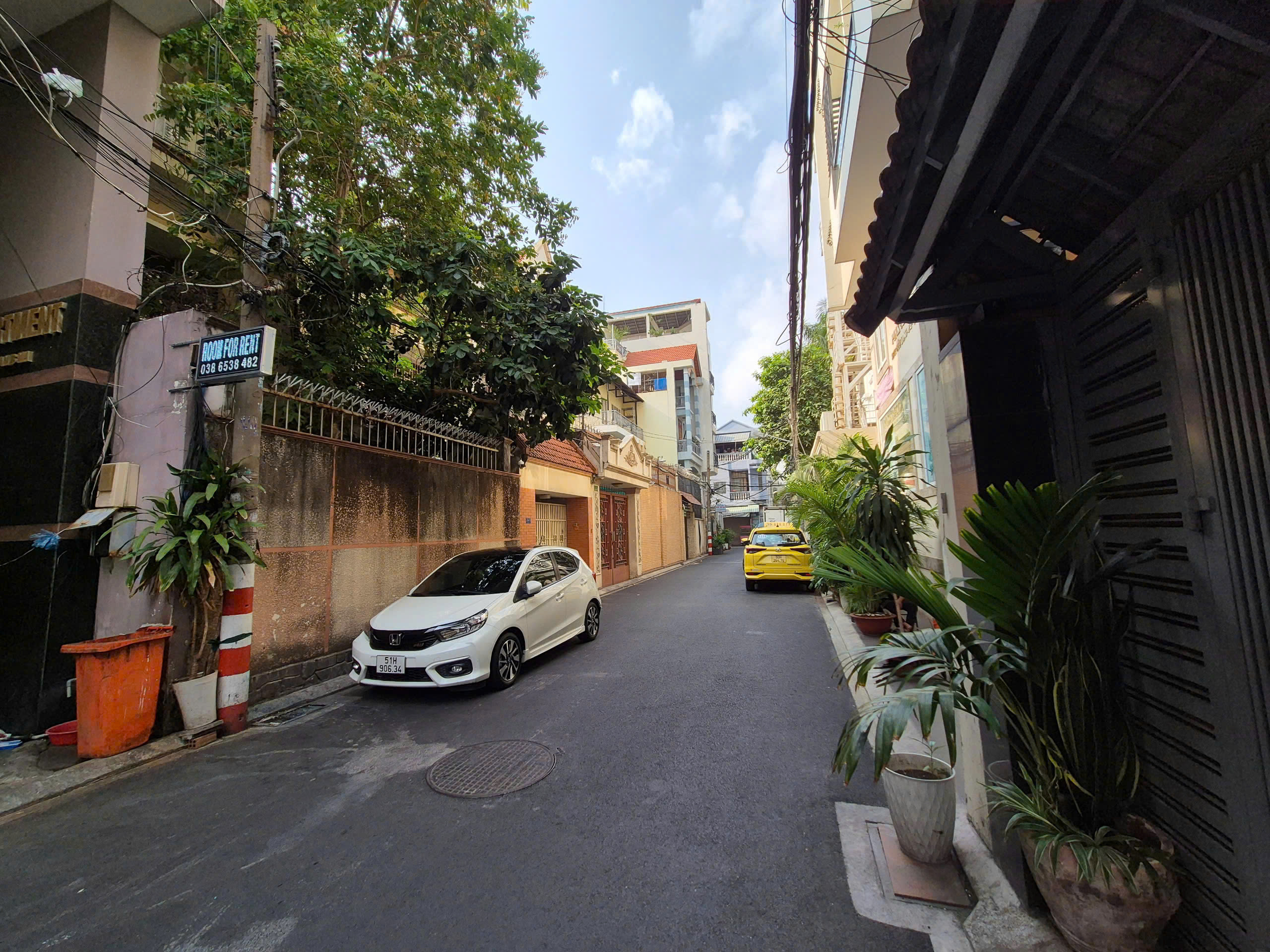 Cần Bán CHDV Hẻm Cửu Long, Phường 2, Q. Tân Bình – Giá 55 tỷ