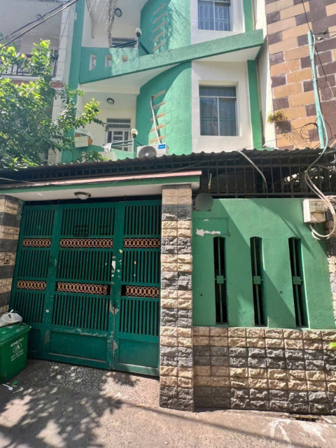 6.95 tỷ-bán CHDV 4 lầu 6PN sát Mặt Tiền HXH Nguyễn Thái Sơn-DT 5,8mx11,5m-Thu Nhập ~ 30 triệu/tháng