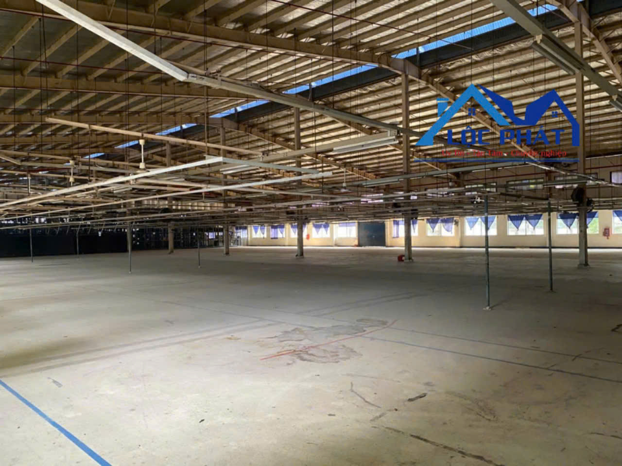 Cho thuê xưởng 6600m2 Khu công nghiệp Nhơn Trạch, Đồng Nai giá 4,2ud/m2