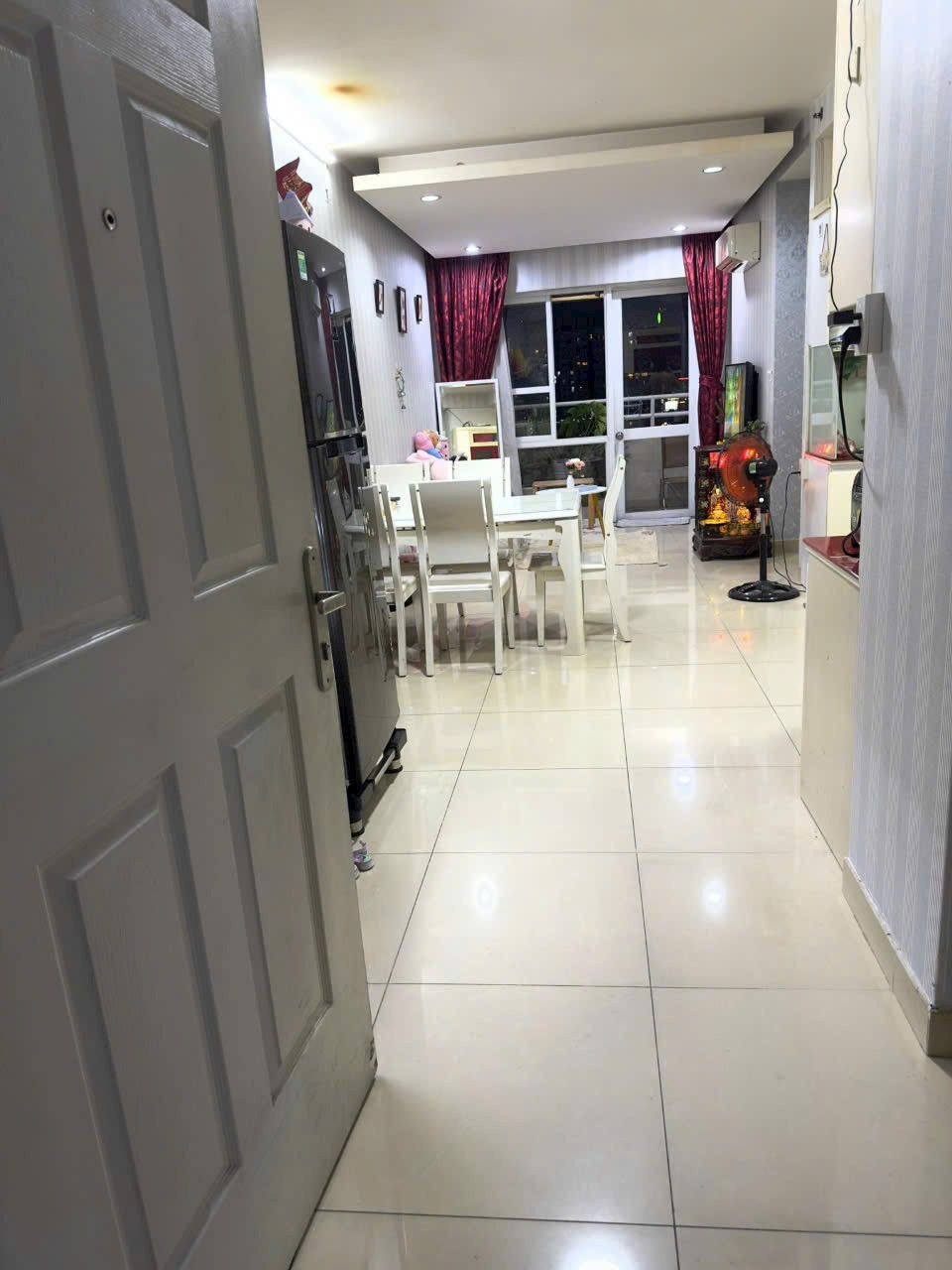 CHO THUÊ CHUNG CƯ SAIGONLAND NGAY HÀNG XANH, TẦNG 19, 2PN FULL NT