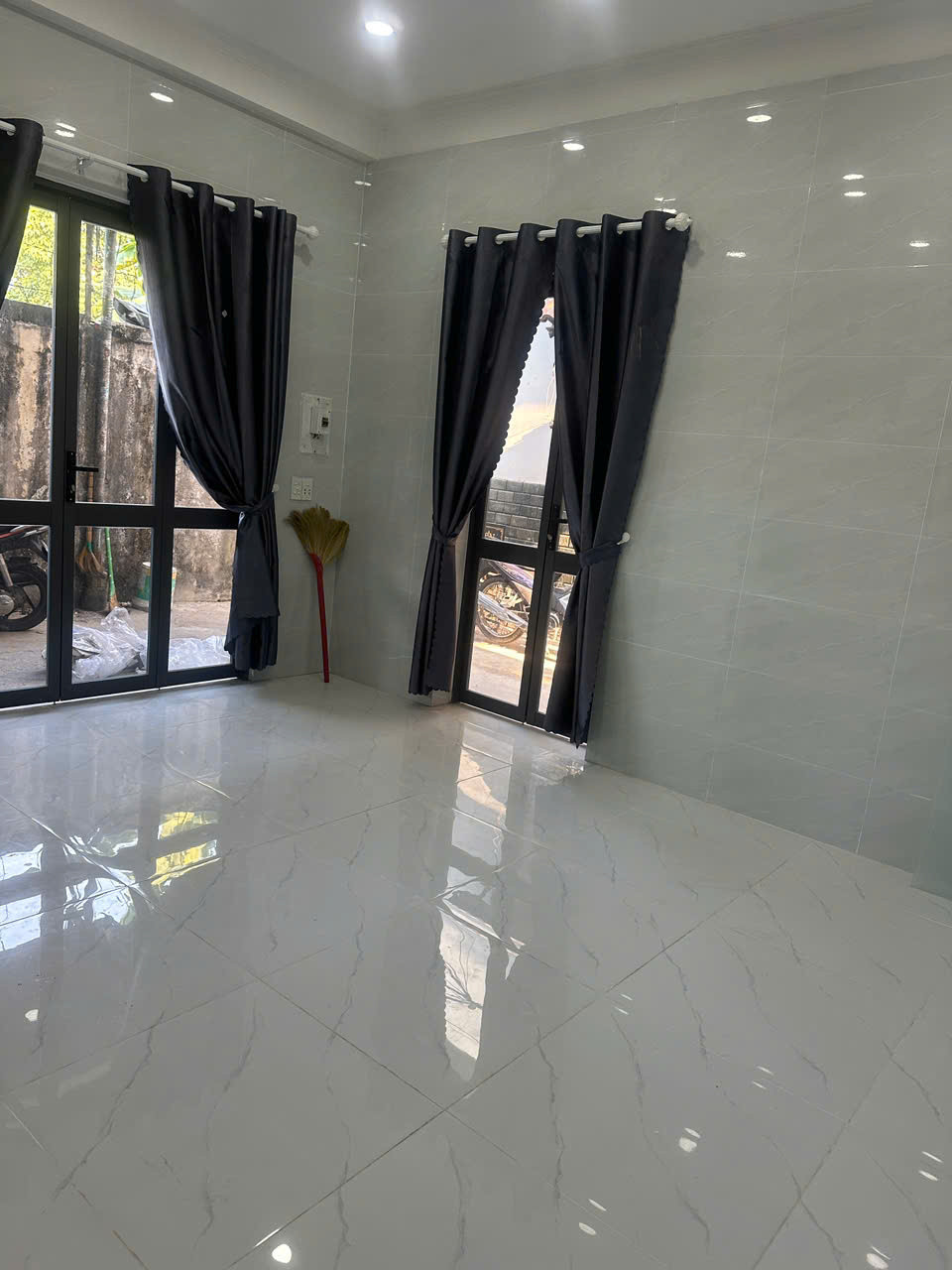 Bán CHDV Hẻm 75/44/17 Đường D9 Tân Phú