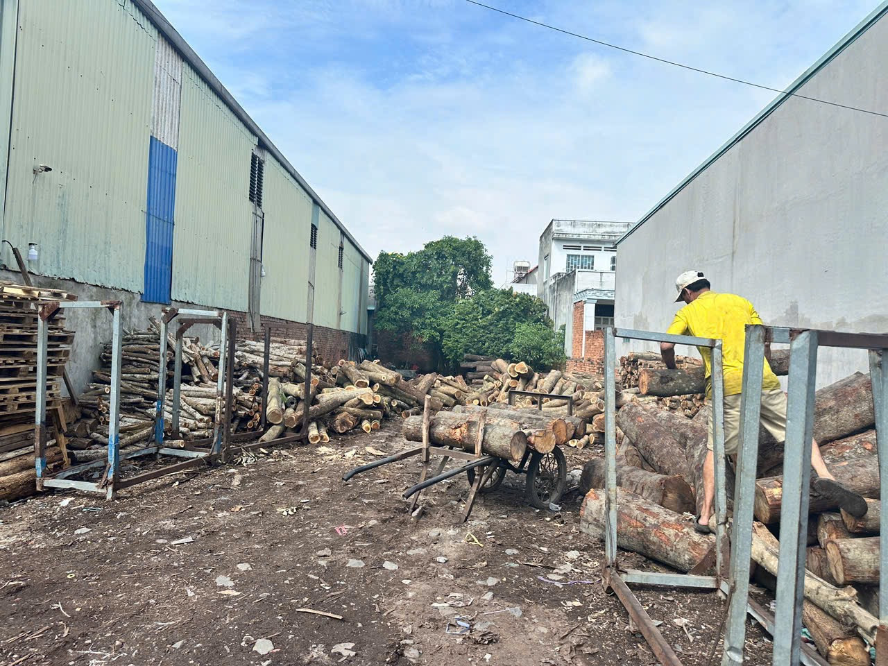 BÁN LÔ ĐẤT NGANG 10m NGAY CHỢ THUẬN GIAO BÌNH DƯƠNG
