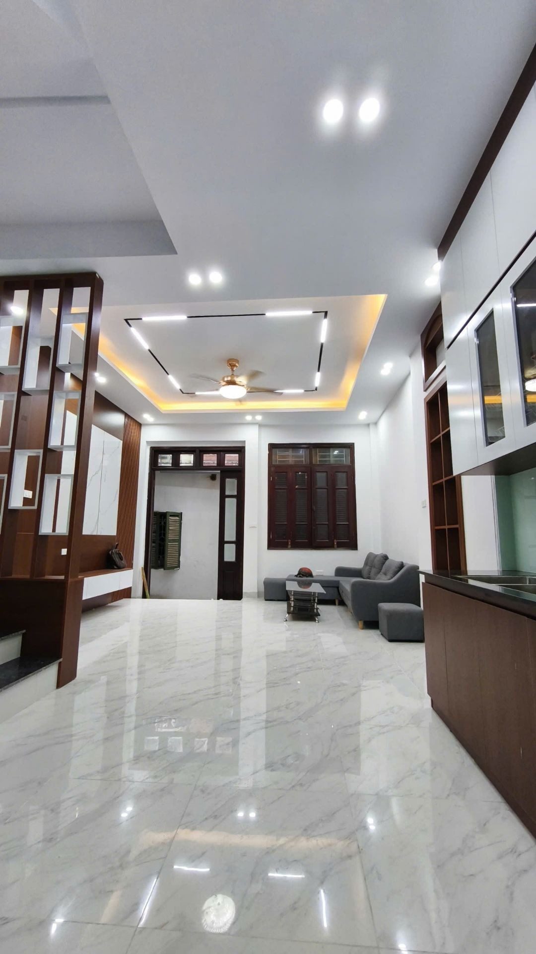 ✔️ANH THẮNG HÀ ĐÔNG GỦI MÌNH BÁN CĂNH NHÀ   TÂM HUYẾT. GULL NỘI THẤT.

💯 NHÀ MÌMH 40m2 ×4 TẦN×4,5m2 MẶC TIỀN.

✔️💯 ,GIÁ BÁN CHỈ HƠN 7 TỶ NHỎ .KHÔNG ĐÂU TÌM ĐƯỢC.

✔️NHÀ GẦN CÔNG VIÊN ,GẦN TRƯỜNG HỌC .TIỆN ÍCH BẠC NGÀN,THUẬN LỢI MỌI HOẠT ĐỘNG ,

✔️