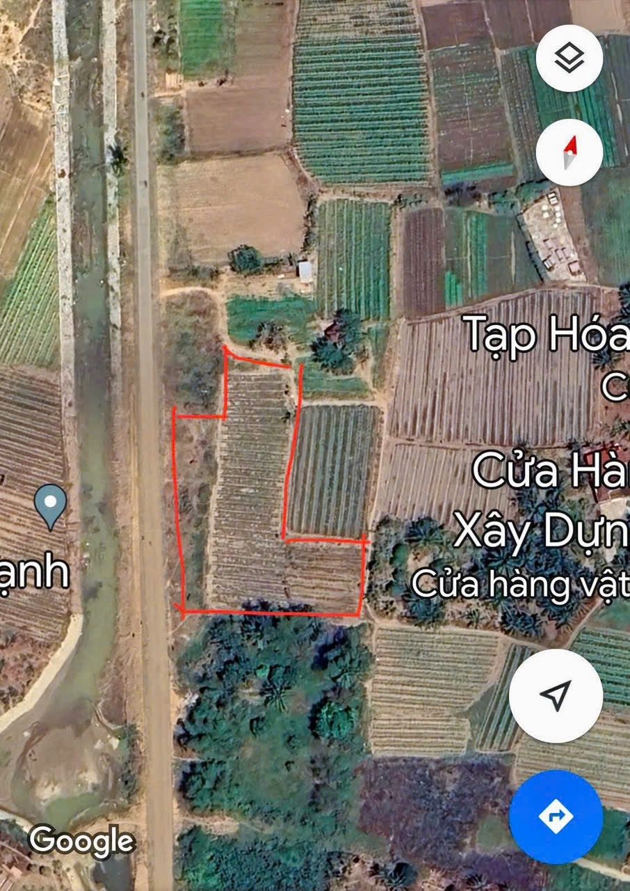Bán đất mặt tiền đường bê tông mới, đường vào Hồ chứa nước Đắc Lộc
- Vị trí: gần chợ thôn Đắc Lộc, xã Vĩnh Phương, Tp Nha Trang
- Diện tích thực tế hơn 2000m2, diện tích trong sổ 1781,9m2, mặt tiền giáp đường gần 60m.