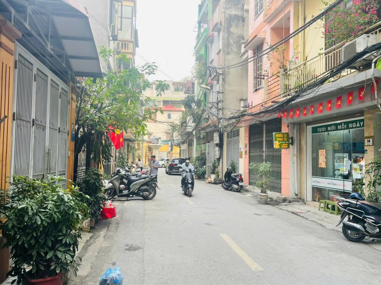 BÁN TÒA NHÀ MẶT PHỐ ĐẠI AN. HÀ ĐÔNG. 10 TẦNG. THANG MÁY. GARA Ô TÔ.