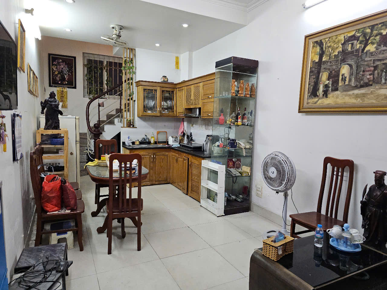 Chính Chủ Cần Cho Thuê Nhà Nguyên Căn Đại Cồ Việt HBT Giá Chỉ 9.9 Triệu/tháng.