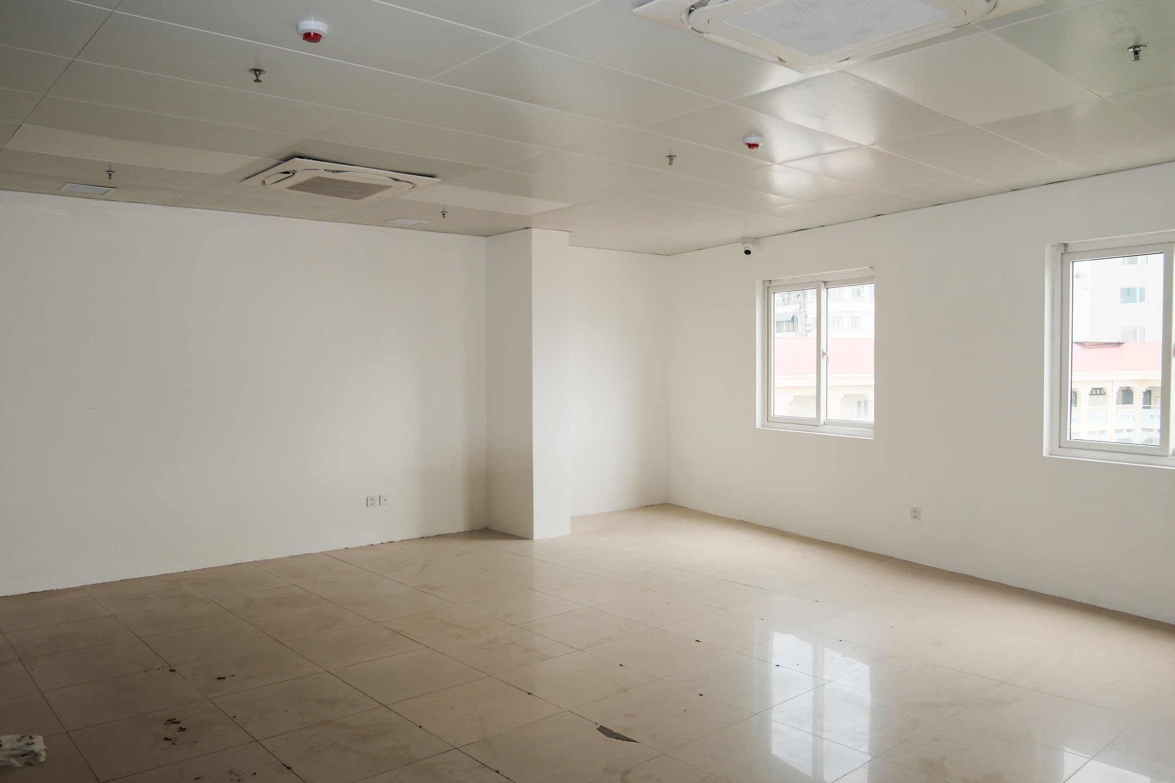 📍 Vị trí: Đường Đại Cồ Việt
🏢 Diện tích: 150m²/sàn
💰 Giá thuê: 230.000 VNĐ/m²
🔐 Camera an ninh – Toilet riêng – Đầy đủ tiện nghi
📌 Thuê linh hoạt từ tầng 3 đến tầng 7
Liên hệ 0394934345 ngay để được tư vấn và xem văn phòng trực tiếp.