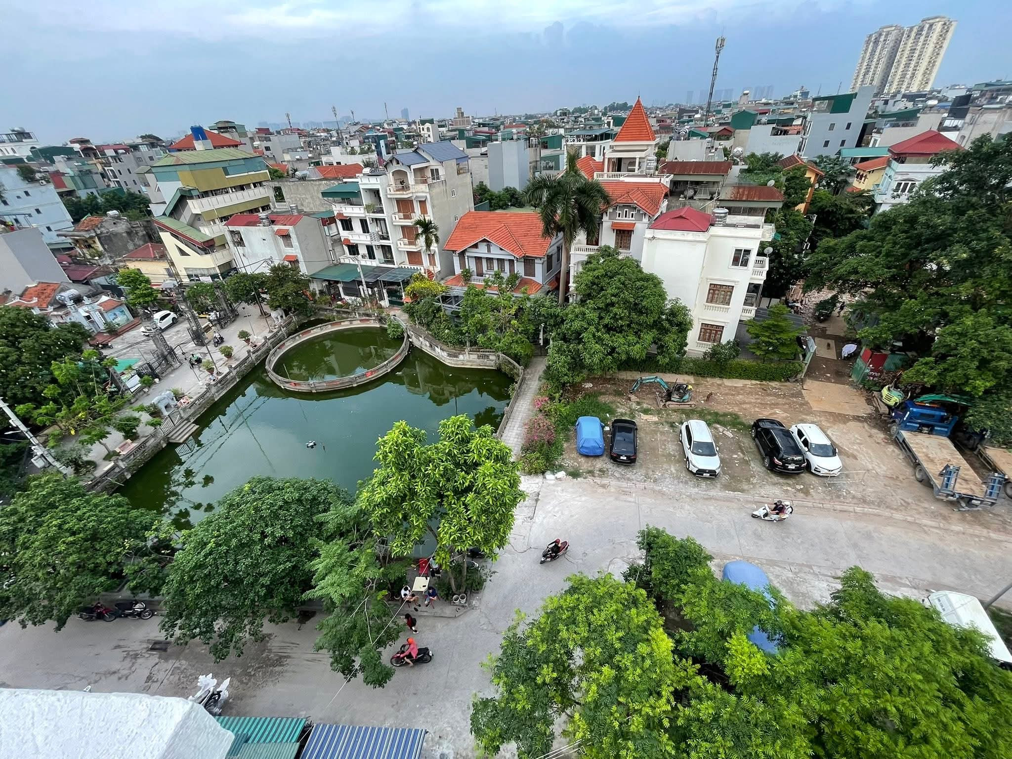 💥19 tỷ NHÀ MỚI , GARA Ô TÔ, ĐƯỜNG THÔNG, VIU HỒ THOÁNG MÁT