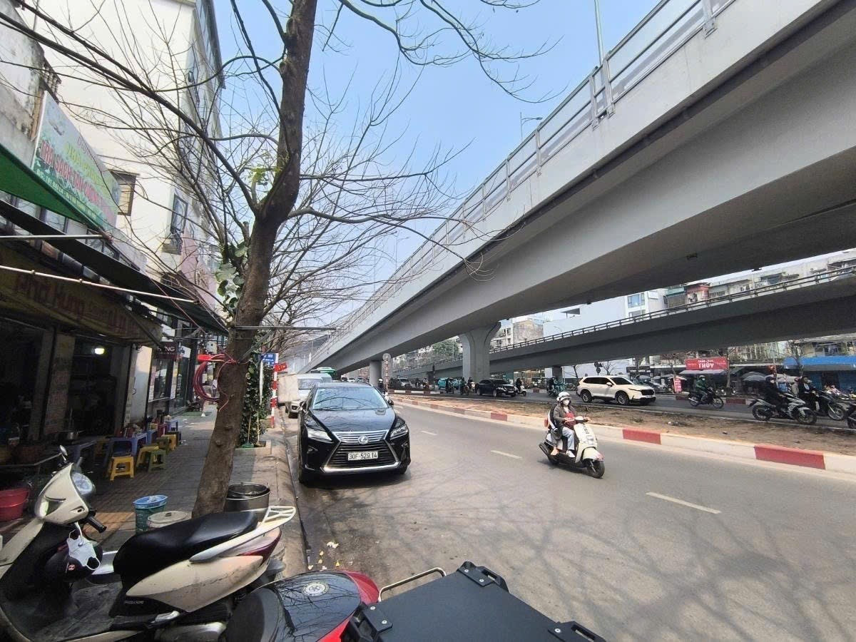 Bán nhà mặt phố Đại La (HBT) 89m, 2 tầng, mt 3.5m, giá 35.6 tỷ