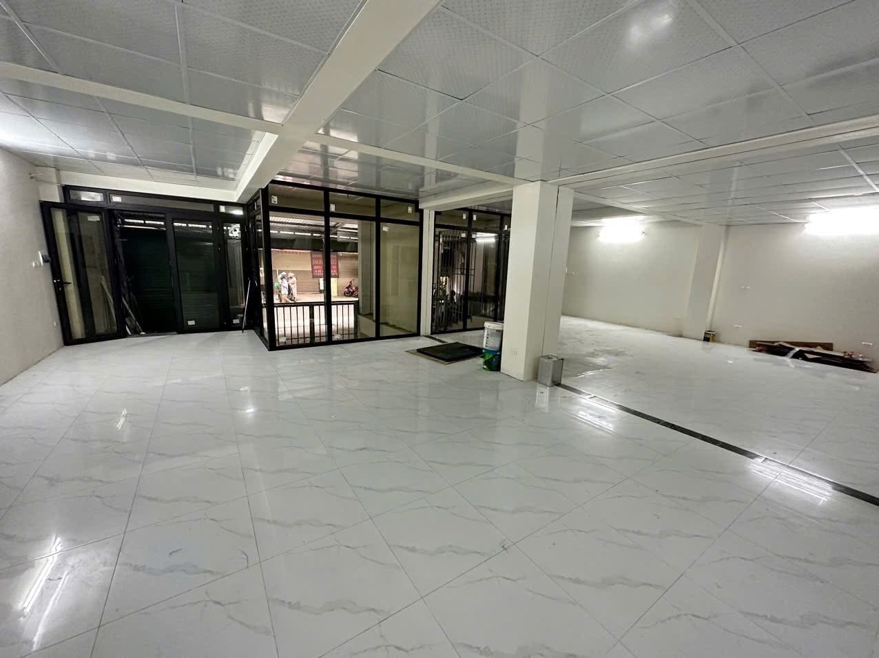 Cho thuê MBKD Mặt Phố Đại Linh, Nam Từ Liêm 60m2, mặt tiền  6m, 16 Triệu KD bất chấp