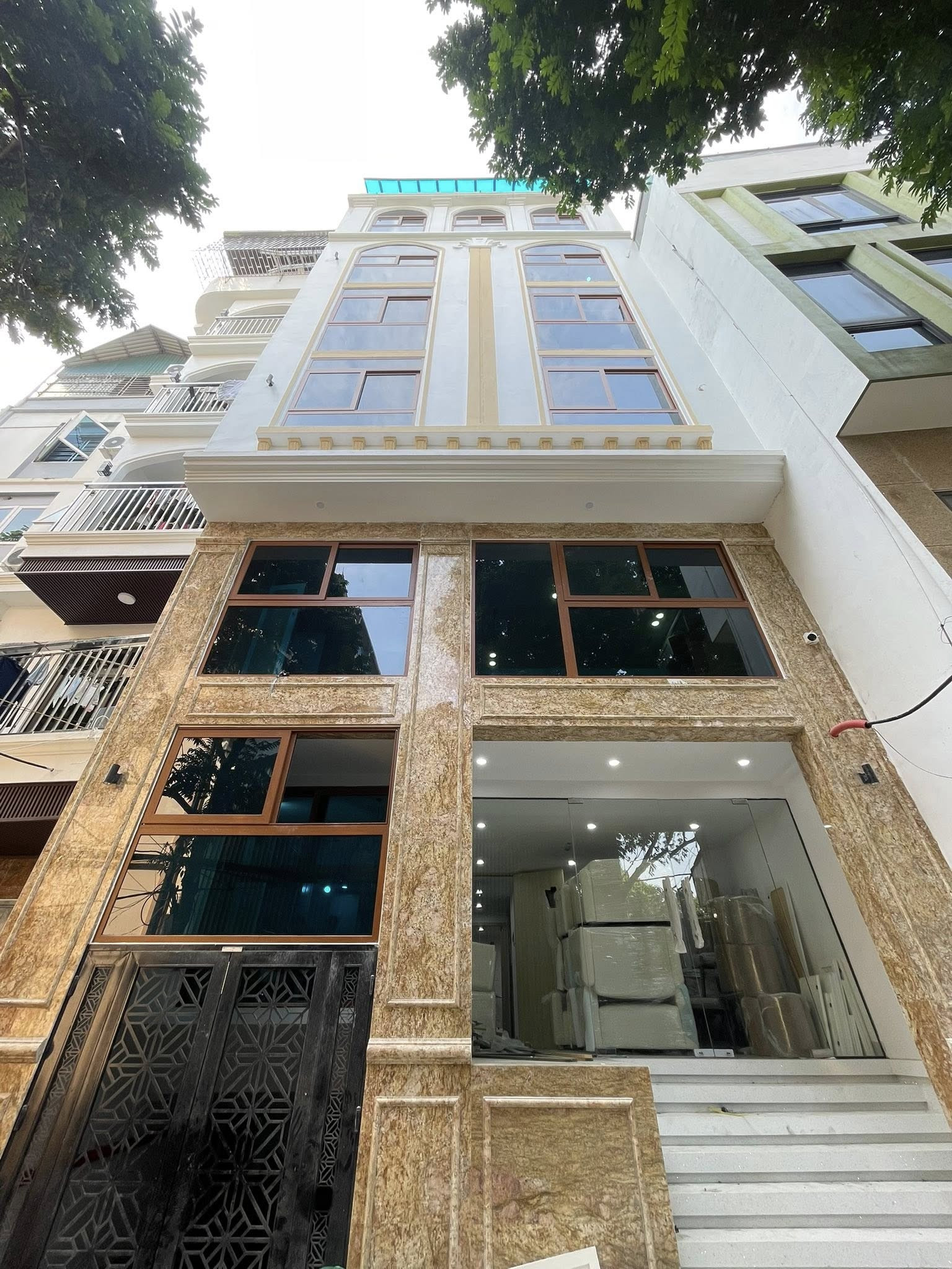 BÁN TÒA NHÀ CCMN MẶT NGÕ Ô TÔ TRÁNH ĐƯỜNG ĐẠI LINH. 90M2 - 8 TẦNG. THANG MÁY.
