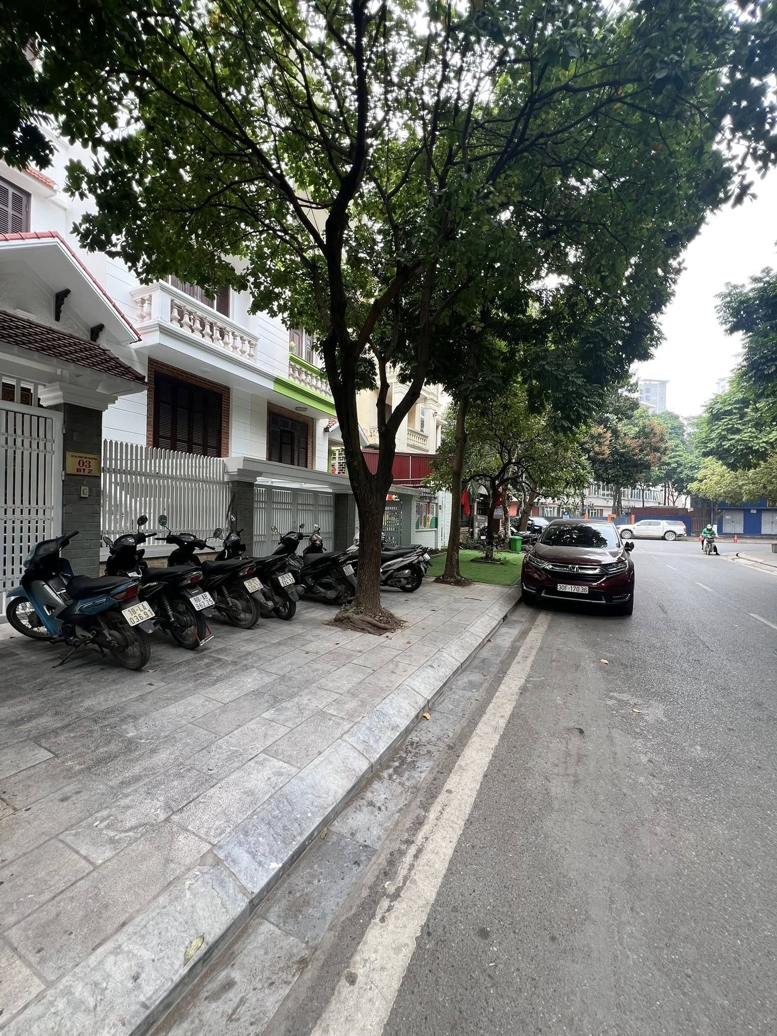 BÁN BIỆT THỰ KĐT TRUNG VĂN. 170M2 - 4 TẦNG.