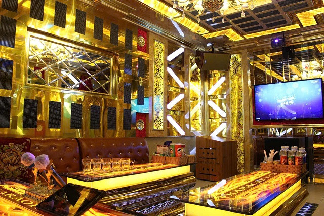 SANG LẠI QUÁN KARAOKE ĐANG HOẠT ĐỘNG LƯỢNG KHÁCH ỔN ĐỊNH ĐƯỢC HƠN 5 NĂM TẠI QUẬN 9