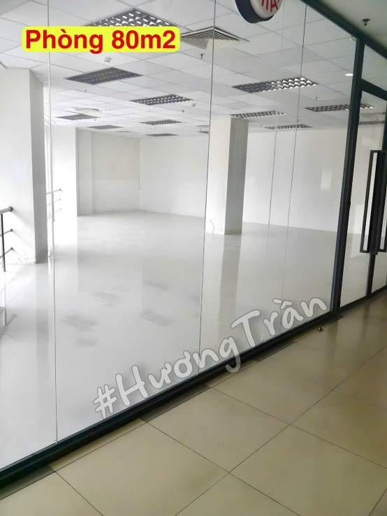 👉20 triệu 400 - CHO THUÊ VĂN PHÒNG 80m2 GÓC MẶT TIỀN ĐẠI LỘ HÒA BÌNH