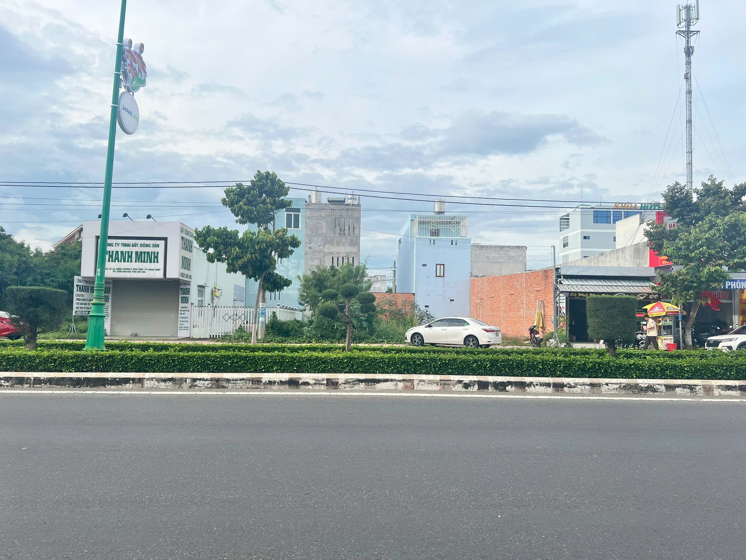 Chính chủ bán 2 lô liền kề mặt tiền đường Hùng Vương