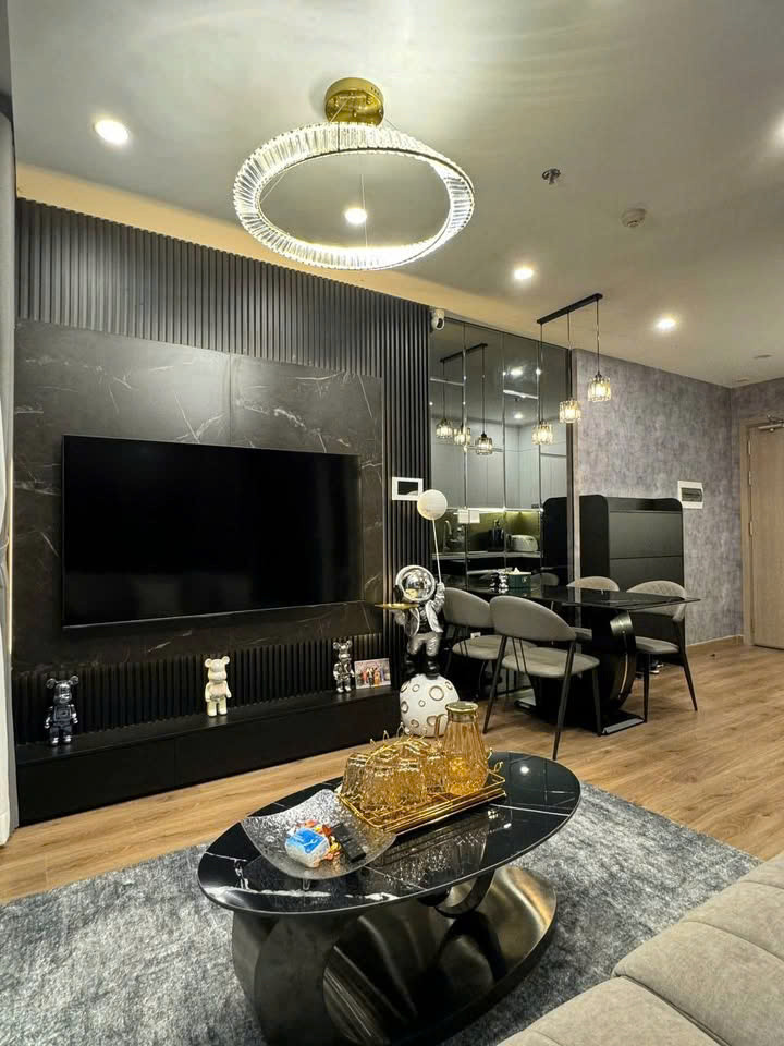 Chính chủ bán nhanh căn Vinhomes Smart City - 3 Ngủ - View hồ siêu đẹp