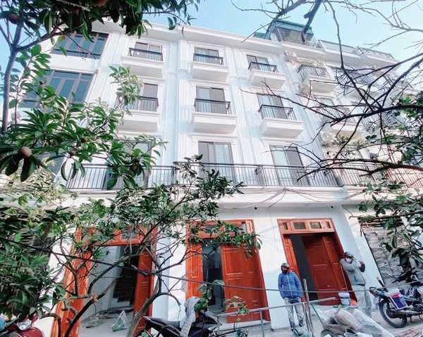 BÁN NHÀ ĐẠI MỖ NAM TỪ LIÊM 36m 7,3 TỶ 5 TẦNG MT 6,4m. NGÕ THÔNG RỘNG. NHÀ ĐẸP Ở NGAY, Ô TÔ QUA CỔNG.