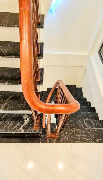 BÁN NHÀ 5 TẦNG, 3 PN, 32M2, ĐẠI MỖ - NAM TỪ LIÊM - GIÁ 5 TỶ - SỔ ĐỎ CHÍNH CHỦ