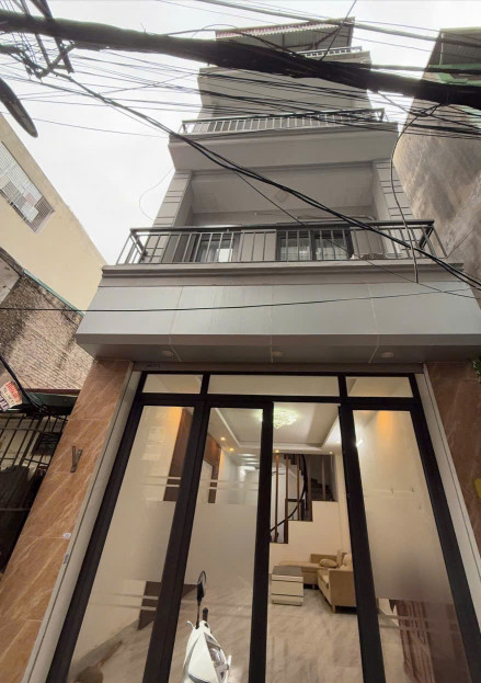 Cho thuê nhà nguyên căn ngõ 276 Đại Từ 4 tầng, 54m2, 5 ngủ, 15 Triệu
