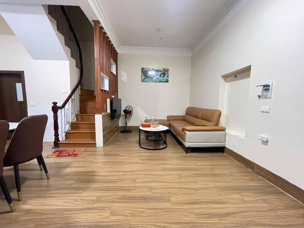 Bán Nhà Đại Từ, Hoàng Mai  2 thoáng sổ vuông 38m2x4T MT 3m giá chỉ 7,75 tỷ