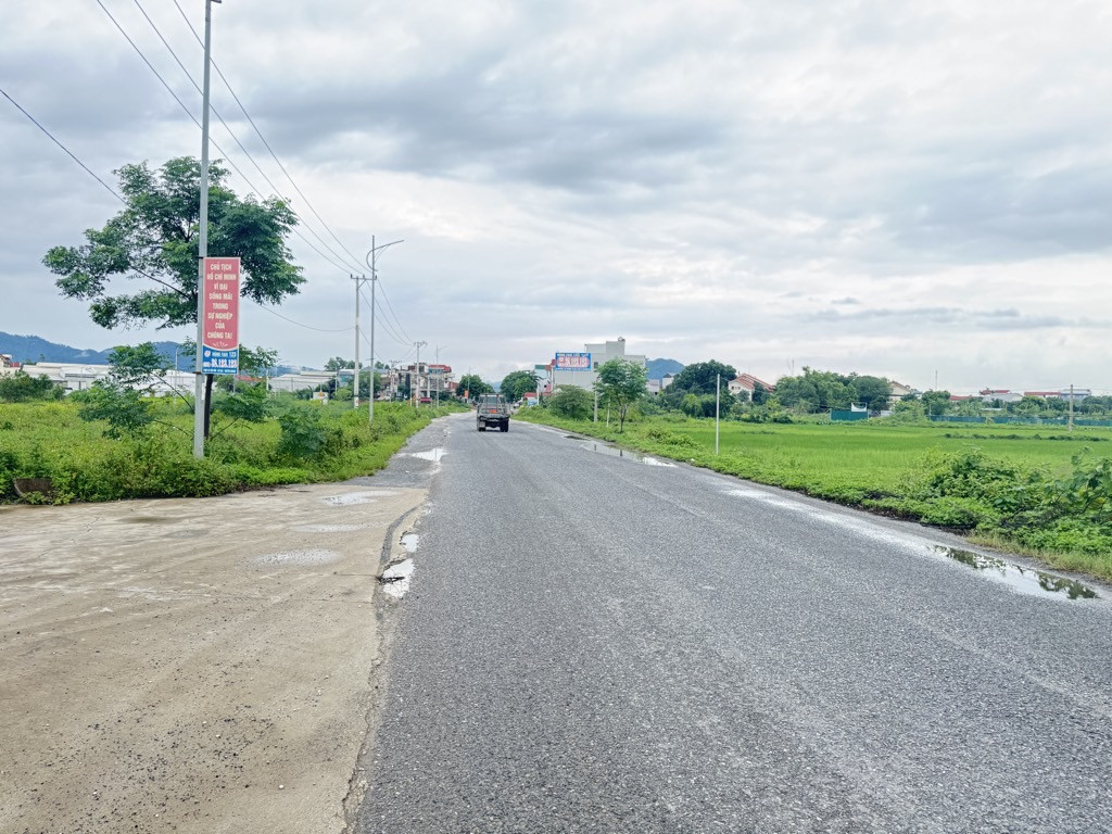 Bán đất 243m² ngang 9,5m giá 8.8 tỷ Xã Nội Bài