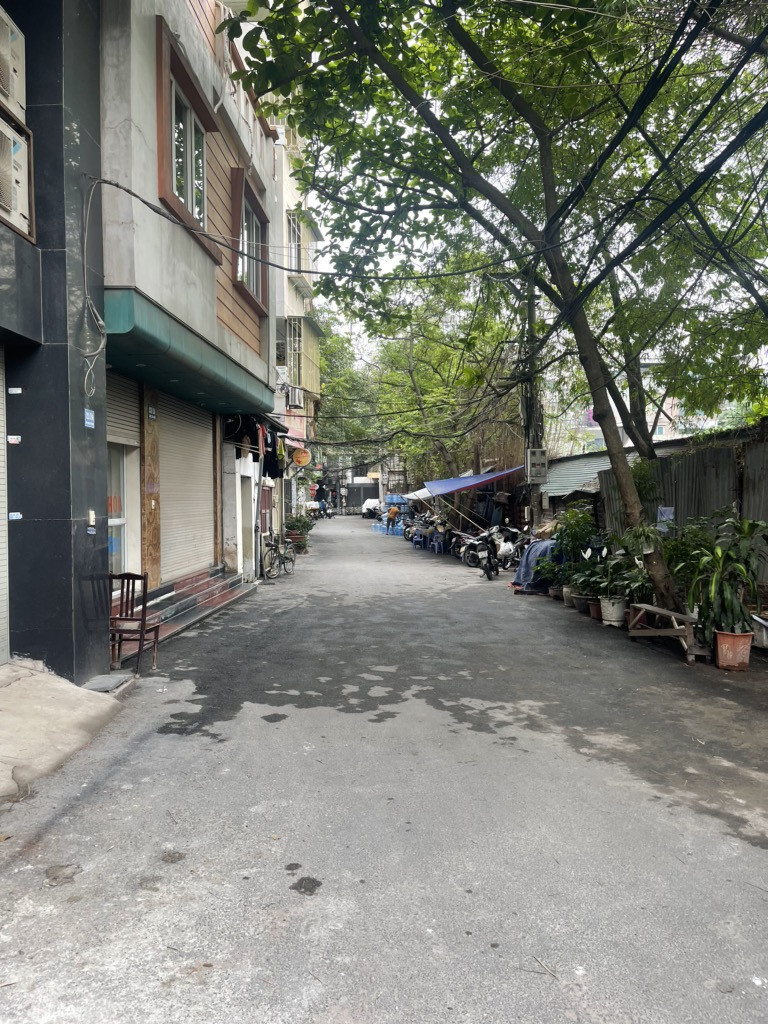 SIÊU PHẨM ĐỘC BẢN – NGỌN LỬA RỰC CHÁY TRUNG TÂM ĐỐNG ĐA
ĐẶNG TIẾN ĐÔNG 40M DANH GIÁ, CỰC HIẾM