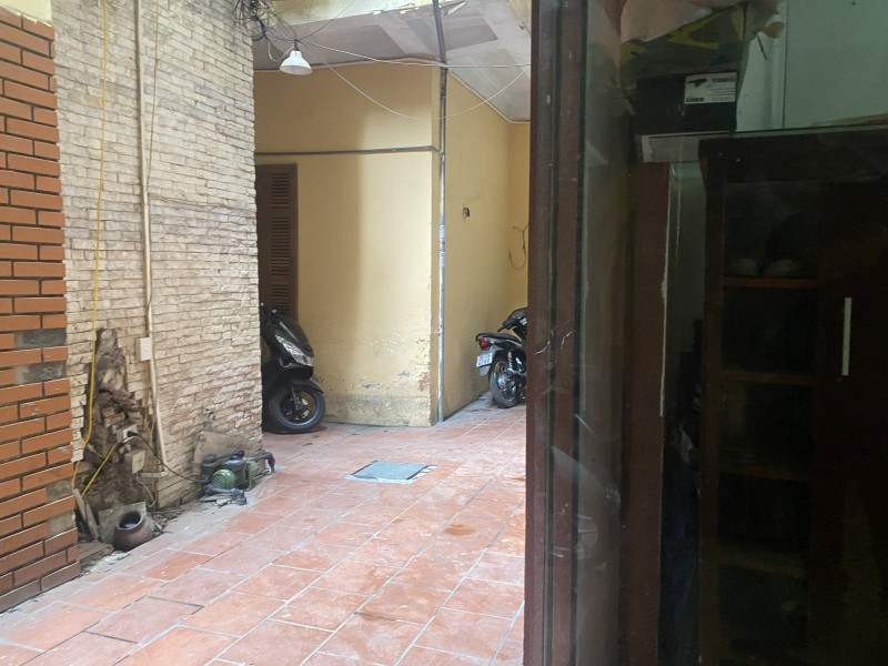 Bán nhà  Đặng Trần Côn (Đống Đa) 150m, 7 tầng, mt 13.5m, giá 40.5 tỷ