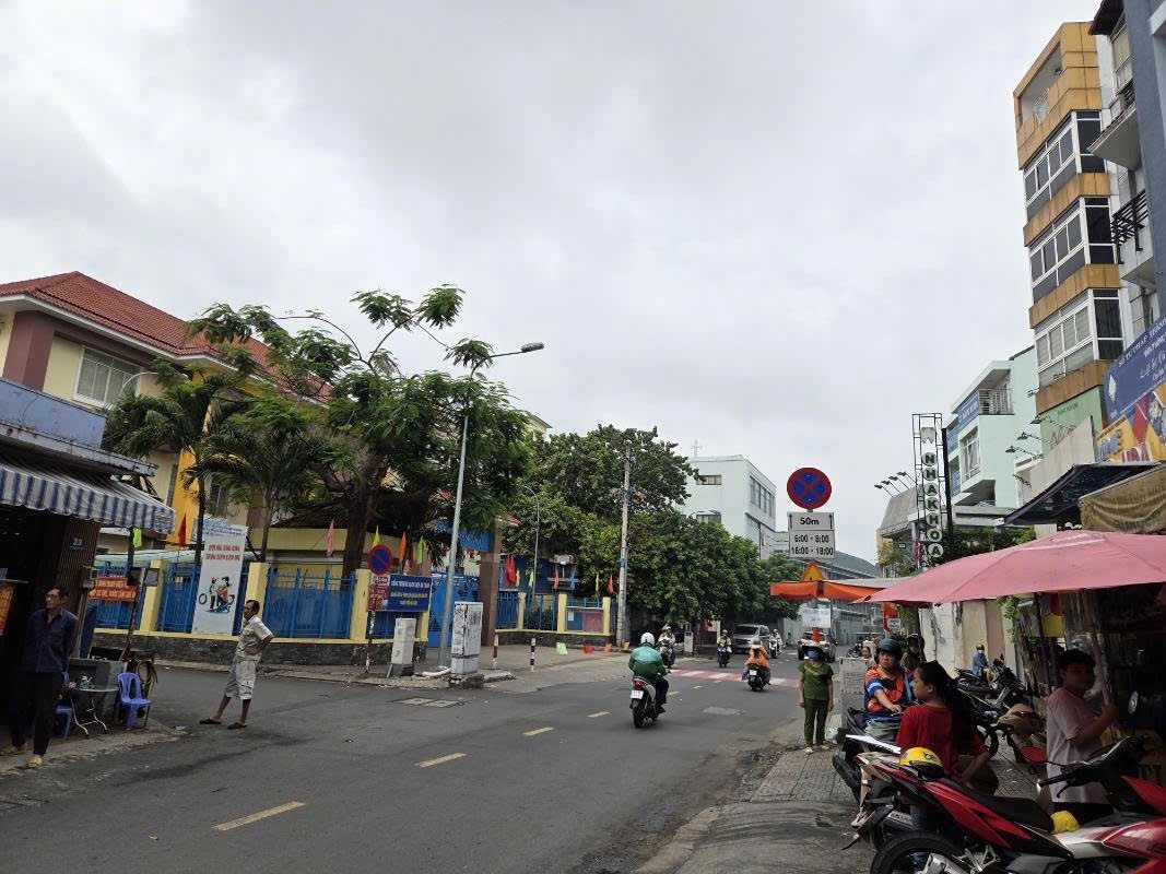 MTKD ĐẶNG VĂN NGỮ – GẦN HOÀNG DIỆU, LÊ VĂN SỸ – PHÚ NHUẬN – 28.8 TỶ - 98M2