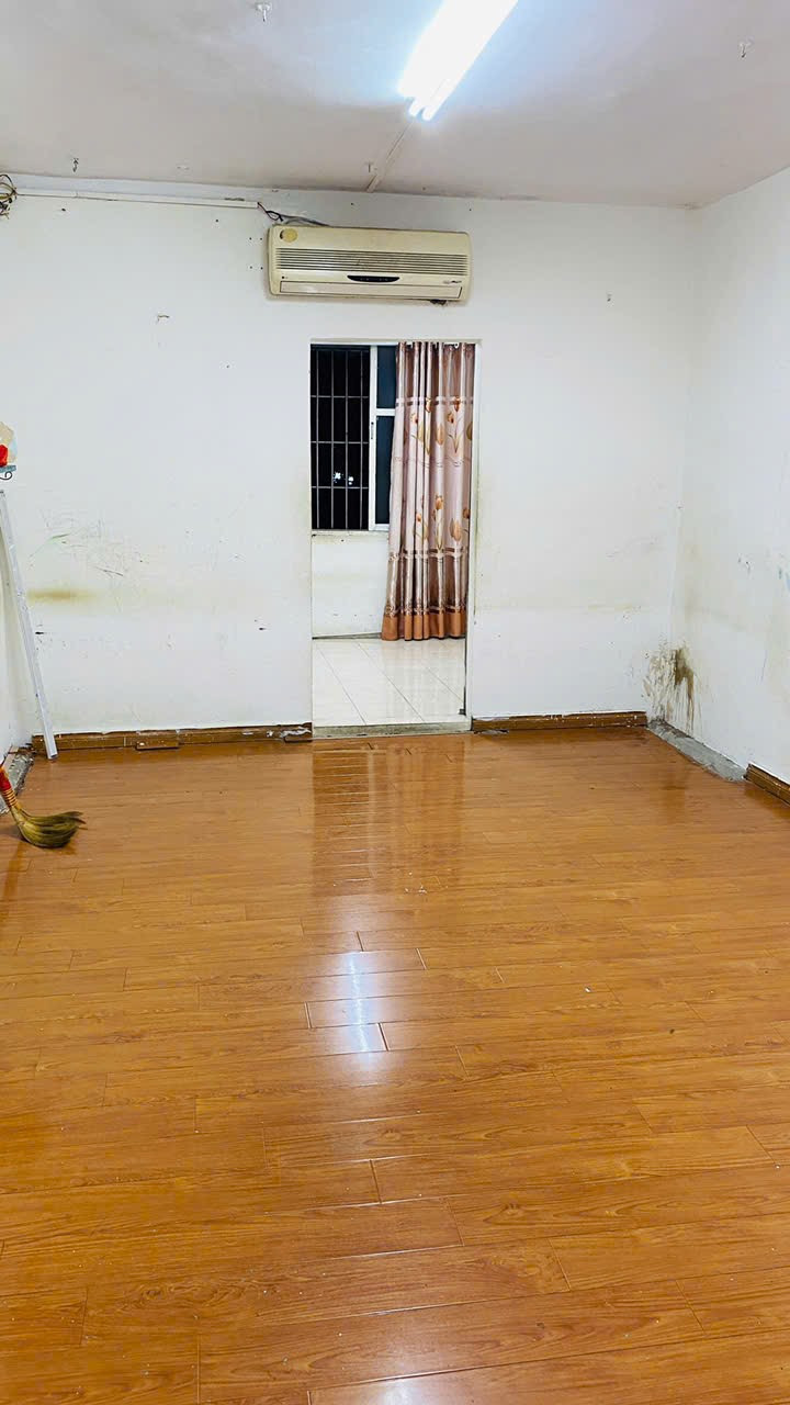Cho Thuê Căn Hộ Tầng 3 - TT Trung Tự - Đặng Văn Ngữ 70M² 3 Ngủ/ Giá Thuê 8,5tr